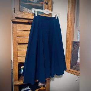 DONATED! EUC High Waist Retro Style Skirt Navy